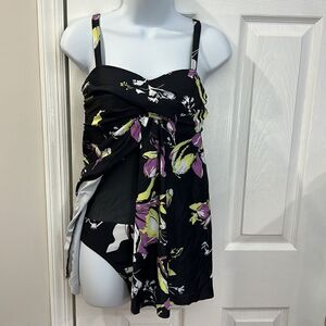 NWT NICOLE MILLER 1 pc swimdress Style twisted bandeau flyaway Sz S‎